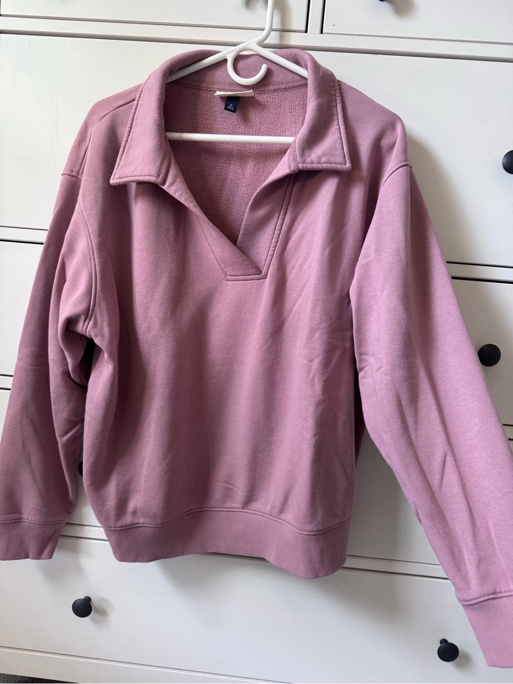 Universal Threads Mauve V Neck Pullover Women’s Medium